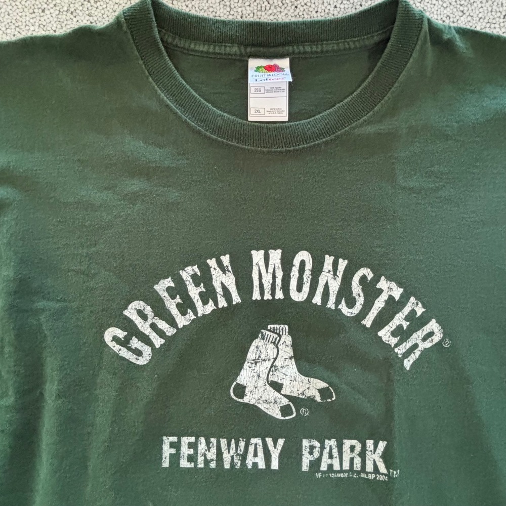 VTG Boston Red Sox FOTL TShirt Men 2XL Fenway Park Green Monster Sporty Y2K 2004